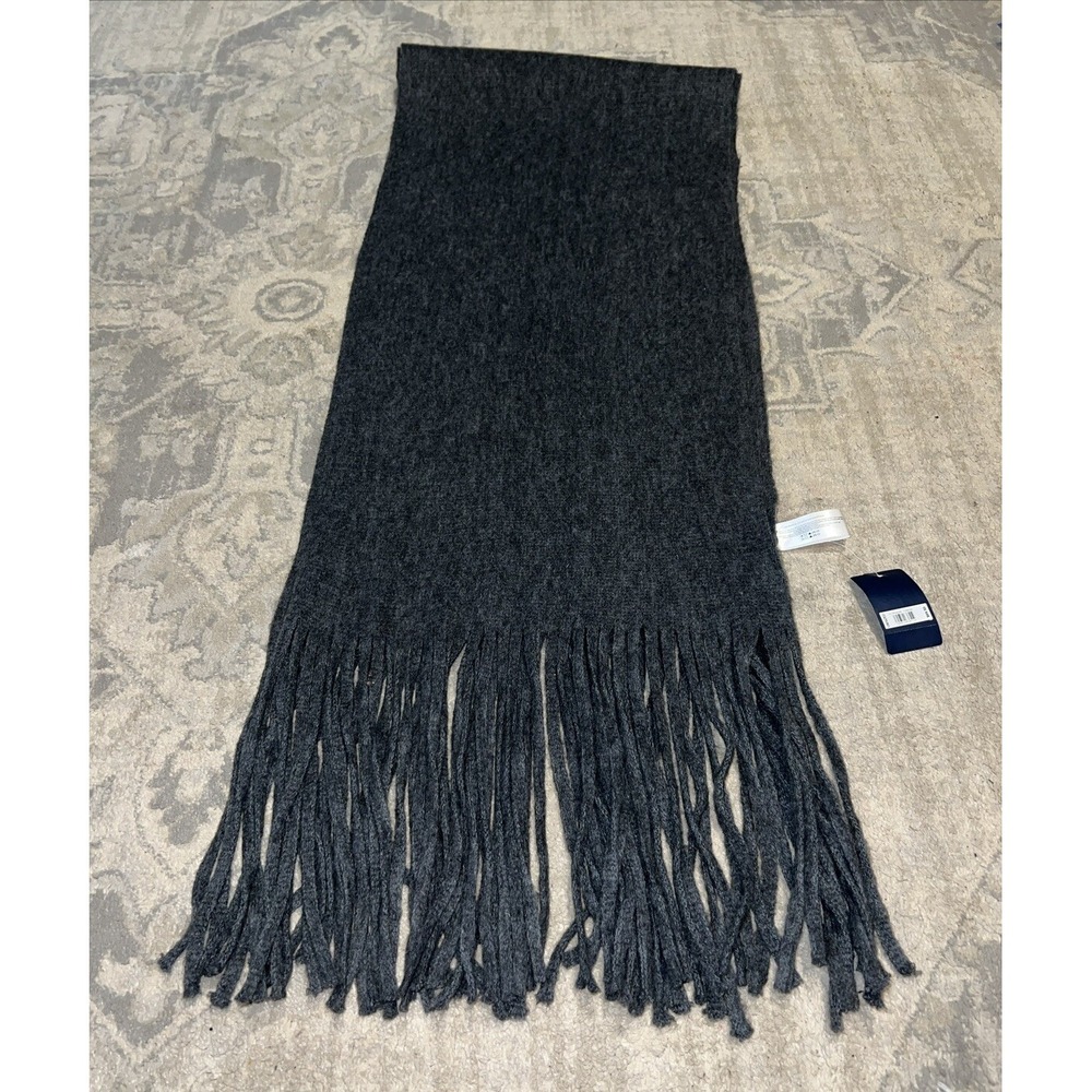 New Lucky Brand‎ Scarf 15" x 88" Gray Fringe Poly/Acrylic Soft Warm Womens